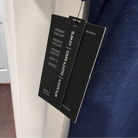 Tottenham Shirt - Picture 4 of 5